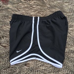 Nike Dri Fit Shorts Size L